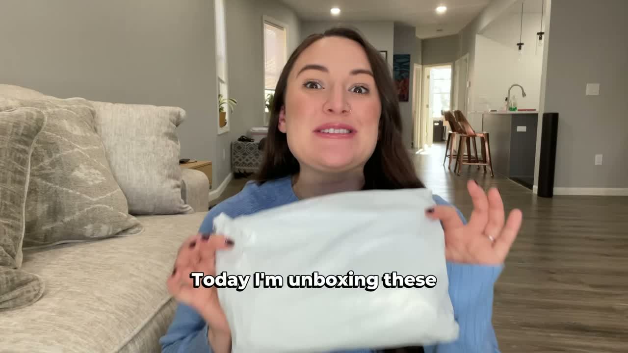 Influencer showcasing Vibez Socks